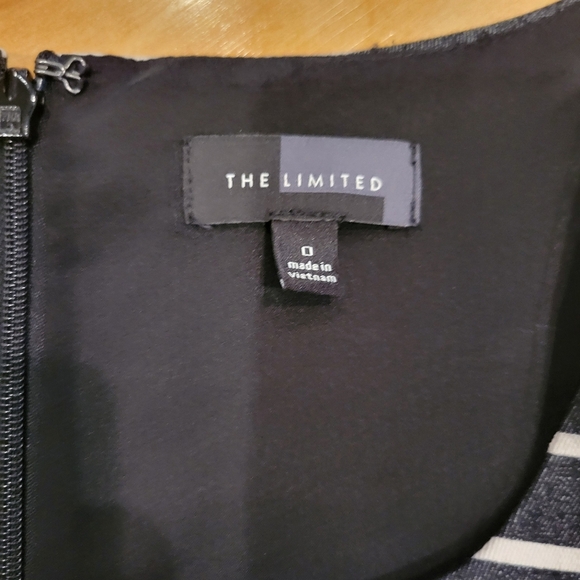 The Limited Black and White Striped Midi Sheeth Dress Size 0 - Picture 2 of 7